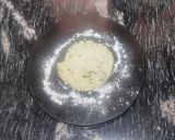 A picture of step 4 of Potato Cheese Hearts.