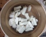 Foto langkah ke 1 dari resep Sup Tahu wortel toge.