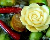 Hình bước làm 2 của món Chân gà ngâm xoài keo