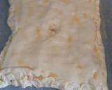 Foto del paso 5 de la receta: Empanada de puerro, pechuga pavo y queso