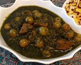 عکس مرحله 1 از دستور خورشت گوجه سبز