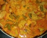 A picture of step 5 of Palak puri.