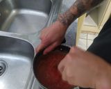 Foto del paso 2 de la receta: Deliciosa Pizza mixta 💜🥰