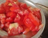 A picture of step 2 of Vendakkai puli kulambu.