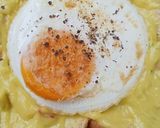 Foto langkah ke 3 dari resep Egg Sandwich with Guacamole.