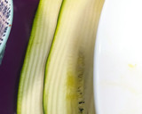 Foto del paso 3 de la receta: Rollitos de calabacín