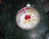 A picture of step 2 of Banana Roohafza Smoothie.