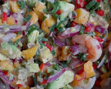Foto del paso 3 de la receta: Ceviche de camarón con mango