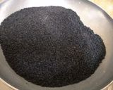 ચીકી (Chhiki recipe in Gujarati) રેસીપી સ્ટેપ1ફોટો
