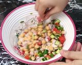 A picture of step 4 of Chana Salsa.