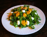Foto del paso 2 de la receta: Escarola con naranja, semillas y mozzarella