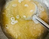 A picture of step 4 of Sooji ka Halwa.