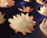 A picture of step 8 of Pineapple Flowers.