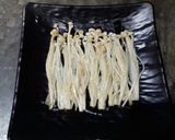 Foto langkah ke 6 dari resep Paengi Beoseot Bokkeum (팽이버섯 볶음) Tumis Jamur Enoki Korea.