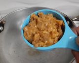 શીંગ ની ચીકી (Peanuts Chikki Recipe In Gujarati) રેસીપી સ્ટેપ2ફોટો