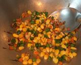A picture of step 3 of Sweet corn soup.