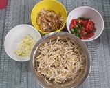 Foto langkah ke 1 dari resep Tumis Taoge - Ikan Asin.