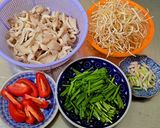 Hình bước làm 1 của món Nấm bào ngư xào giá hẹ (Món chay)