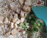 Foto langkah ke 3 dari resep Tumis Tauge dan Tahu.