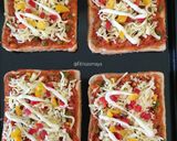Foto langkah ke 6 dari resep Pizza Roti Tawar (#pr_adakejunya).