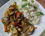 Foto del paso 5 de la receta: Salteado de calabacín con arroz🥙🧆🍚
