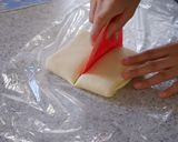 A picture of step 10 of Puff Pastry Sugar Cookies (Leaf-shaped Simple Pies).
