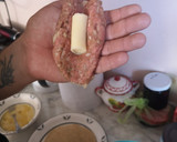 Foto del paso 3 de la receta: Carne rellena de queso (deditos)