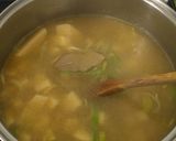 A picture of step 2 of Potato and leek soup.