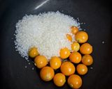 A picture of step 2 of Cape Gooseberry Murabba.