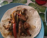 Foto del paso 4 de la receta: Fajitas de pollo, soja y pimiento tricolor