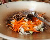 Foto langkah ke 4 dari resep Bihun goreng.