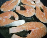 Foto del paso 2 de la receta: Salmón cremoso
