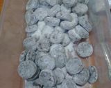 Foto langkah ke 4 dari resep Black Snow White Cookies.