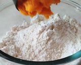 Foto langkah ke 2 dari resep Kue Moho Ubi Orange.