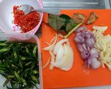 Foto langkah ke 2 dari resep Ayam pedas lombok ijo | ide masak harian.