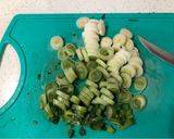 Foto del paso 2 de la receta: Sopa de cebollines