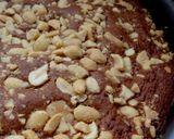 Une image de l'étape 11 de Gâteau chocolat au lait et cacahouètes grillées, salées.
