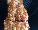 รูปขั้นตอนการทำที่ 7 ของ หมูกรอบ (หม้อทอดไร้น้ำมัน)