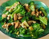 A Green Salad with Garlic- Honey sauce dressing recipe step 6 photo
