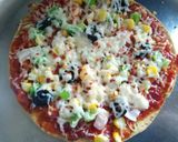 A picture of step 5 of Paratha Thin Crust Pizza.
