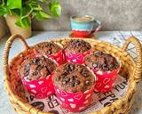 Foto langkah ke 7 dari resep Banana Choco Muffin.