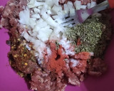 Foto del paso 1 de la receta: Albóndigas con salsa blanca y papas al horno