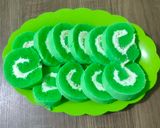 Foto langkah ke 10 dari resep Bolu Gulung Pandan Keju Kukus.