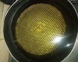 A picture of step 5 of Fried Biscuit.