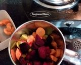 A picture of step 8 of 3 Different Varieties of the Detox Drinks.