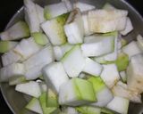 লাউ দিয়ে মুগ ডাল(lau diye moog dal recipe in Bengali) রেসিপির ধাপ 4 ছবি