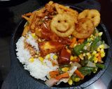 A picture of step 8 of Paneer Aloo Smiley Sizzler.