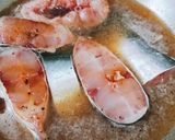 A picture of step 3 of Braised Catfish with Coconut Water.