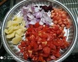 A picture of step 1 of Carrot tomato soup.