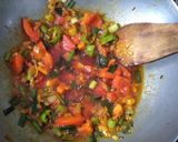 લીલી ડુંગળી અને બટેટાનું શાક(Lili dungli-bataka nu shak recipe in Gujarati) રેસીપી સ્ટેપ4ફોટો